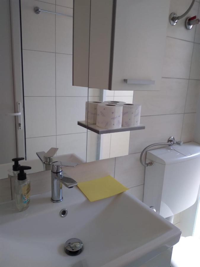 Romance Apartment โปดสตรานา ภายนอก รูปภาพ